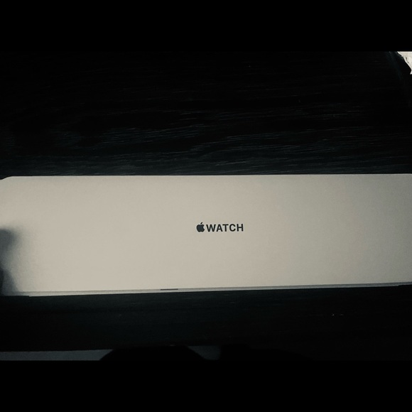 APPLE WATCH RED SPORT BAND - Picture 3 of 4